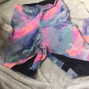 VS High Waisted Water Marble Leggings